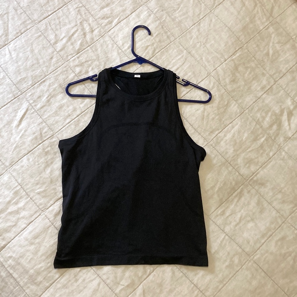 High neck swiftly tech tank size 8